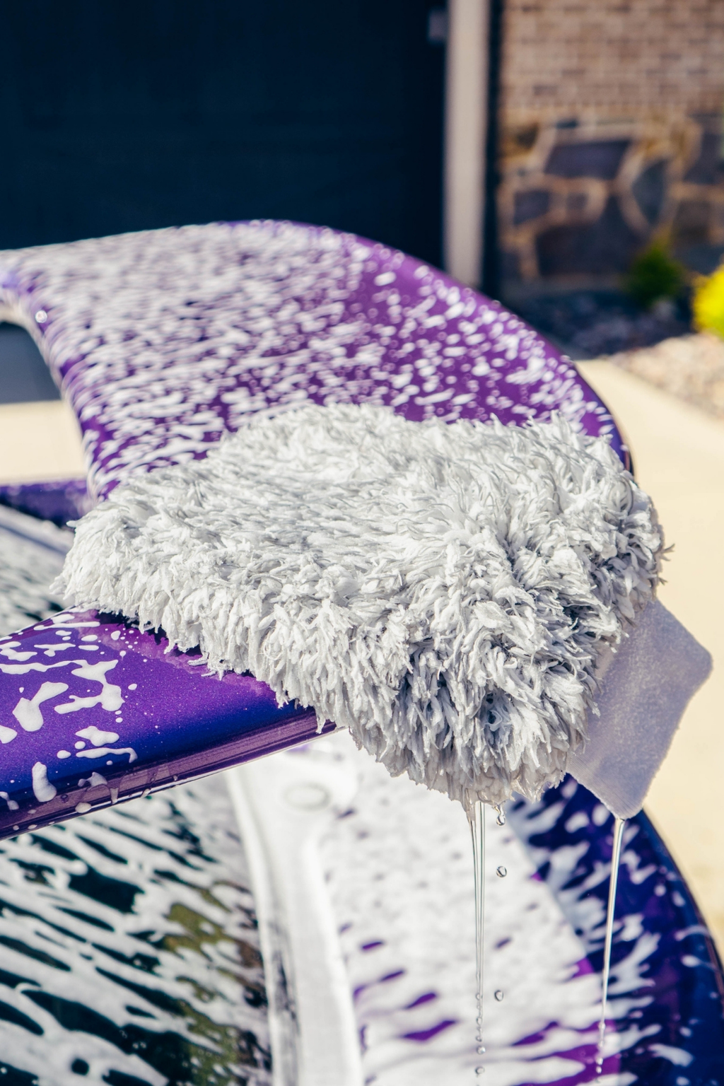 BLACKLINE MICROFIBER WASH MITT product image 3