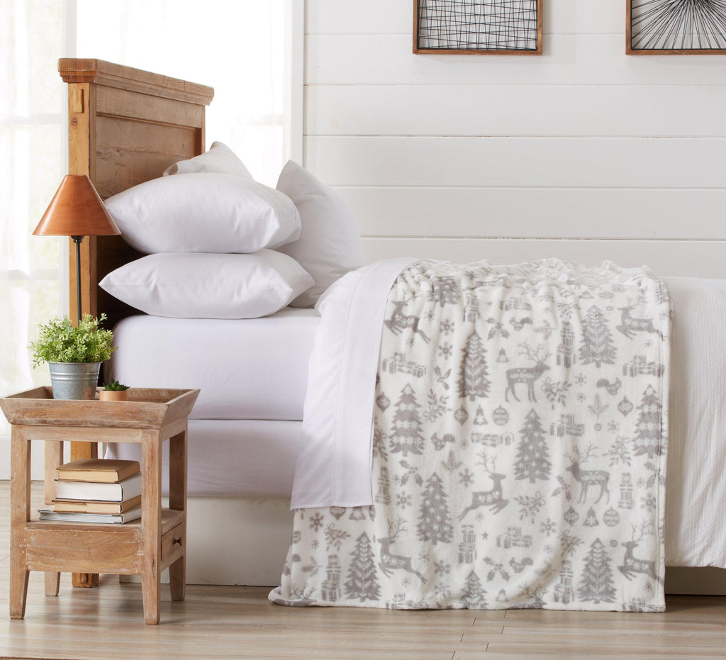 Pearl Collection Velvet Plush Throw Blanket