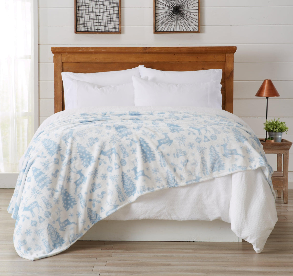 Pearl Collection Velvet Plush Throw Blanket