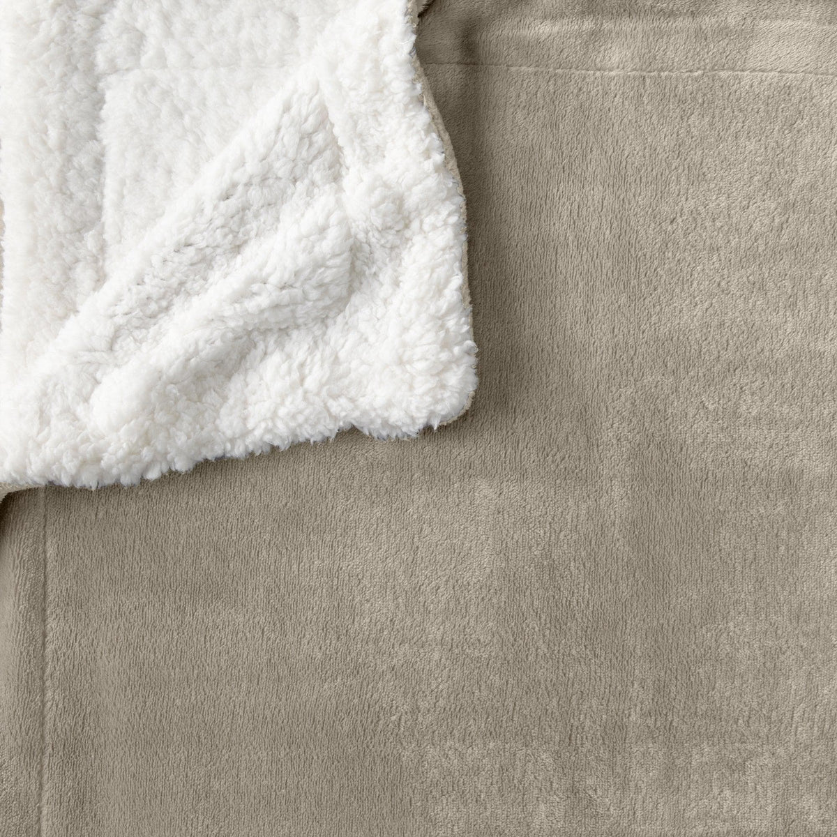 Velvet Plush Sherpa Luxury Bed Blanket - Kinsley Collection
