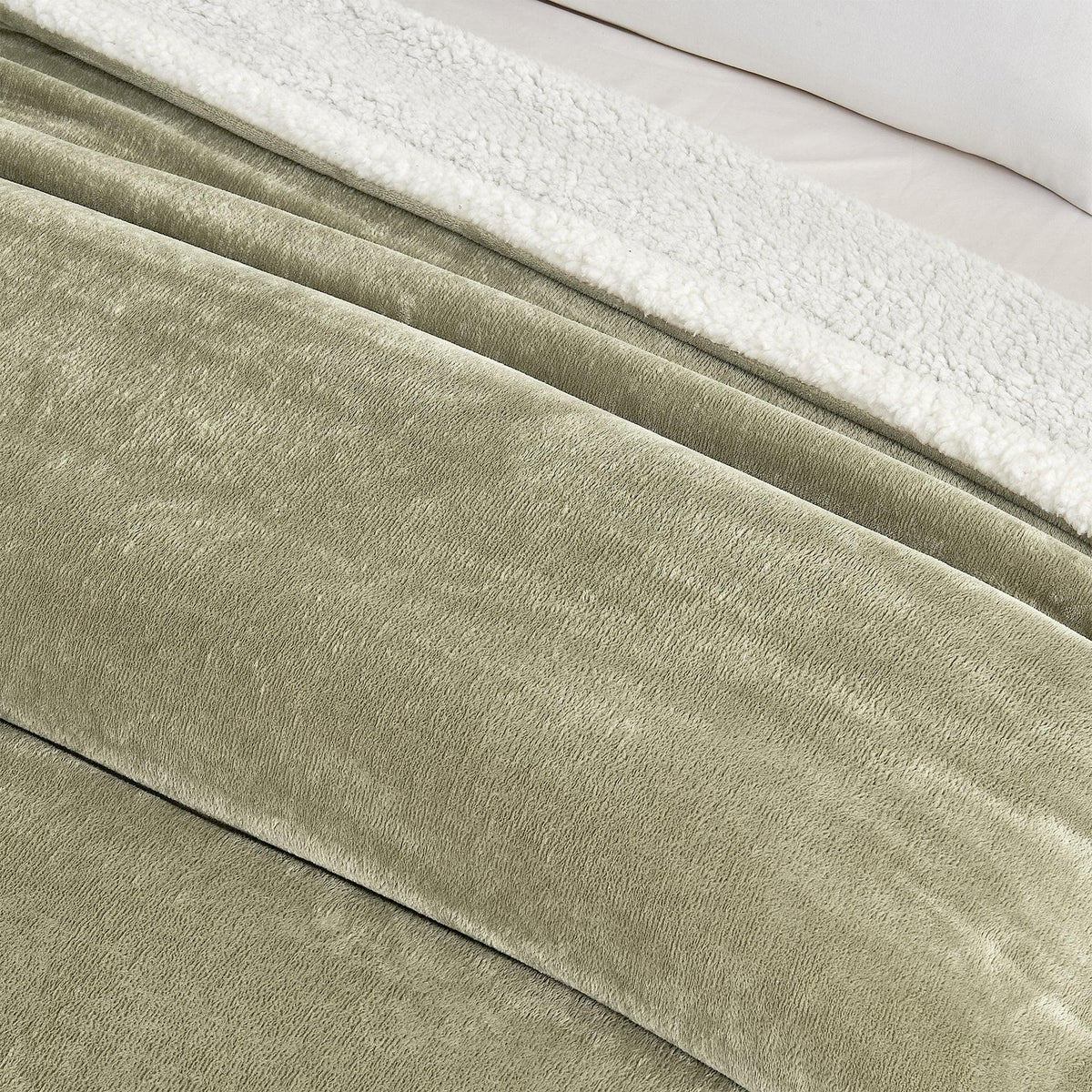 Velvet Plush Sherpa Luxury Bed Blanket - Kinsley Collection