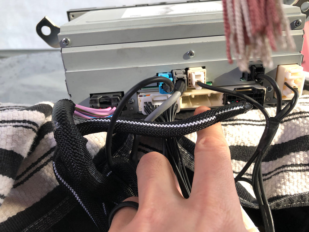 Toyota backup and front camera kit product detail 11